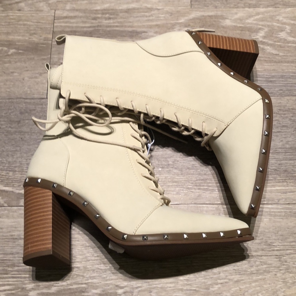 Charles by Charles David Duffy Boot CREAM COLOR SIZE 7 - Picture 2 of 7